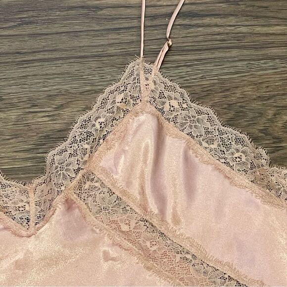 Victoria’s Secret Lightweight Camisole Top Dusty Rose Pink Adjustable Strap XL - Picture 9 of 16
